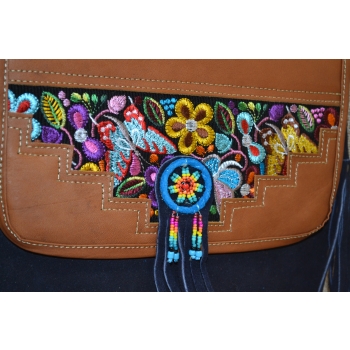 Torebka ze skóry etno w granatowym kolorze  z koralikami mullo .